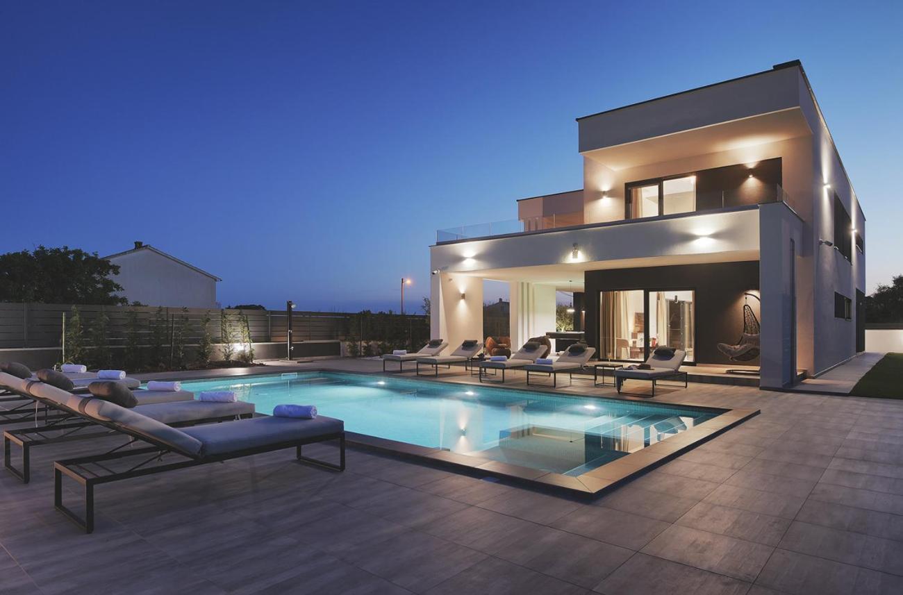 Villa Ula In Pula With Heated Pool And Sauna מראה חיצוני תמונה