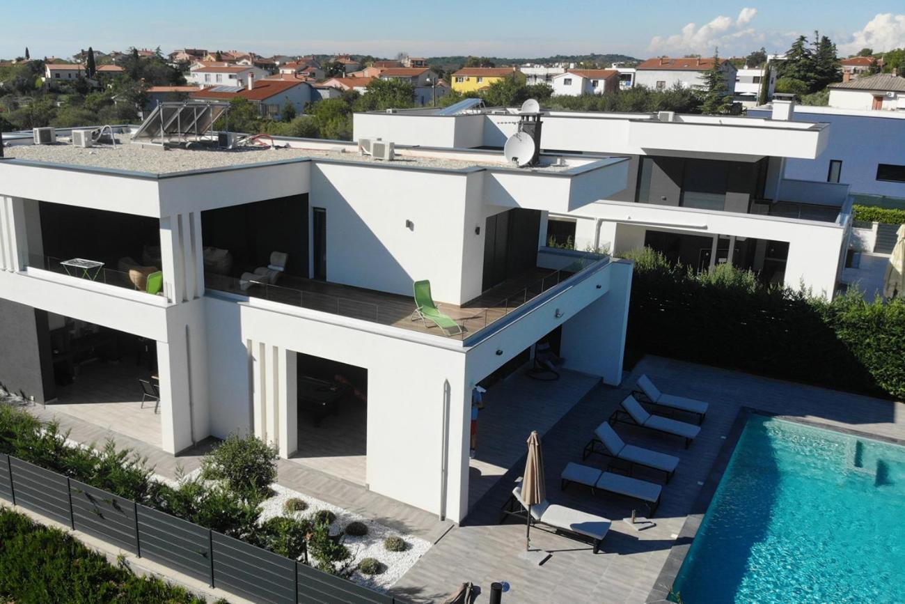 Villa Ula In Pula With Heated Pool And Sauna מראה חיצוני תמונה